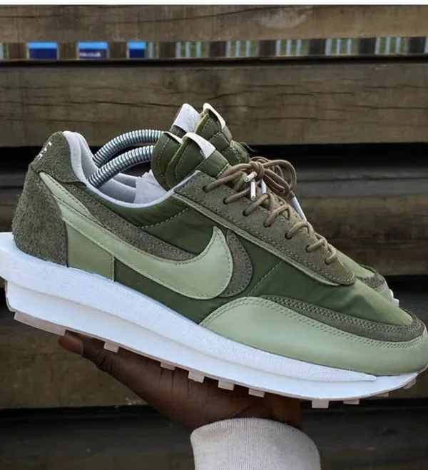 Nike LD Waffle Sacai White Nylons