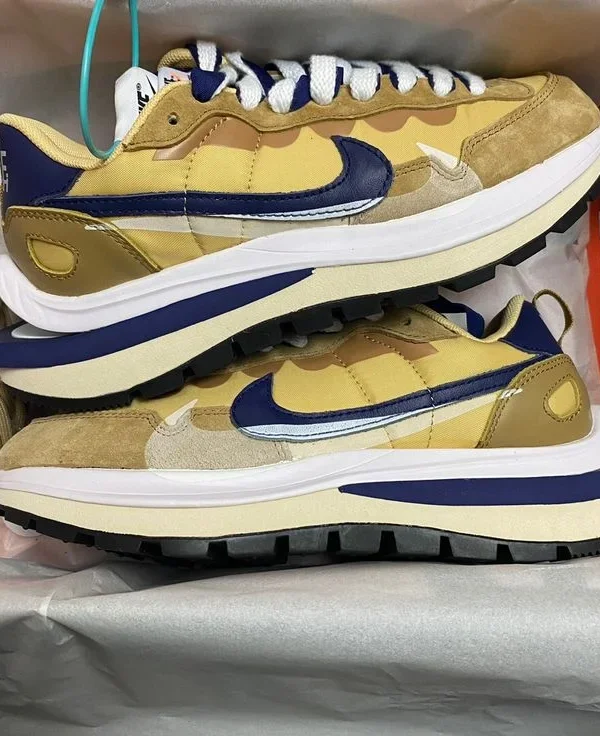 Nike x Sacai Vapor waffle additional